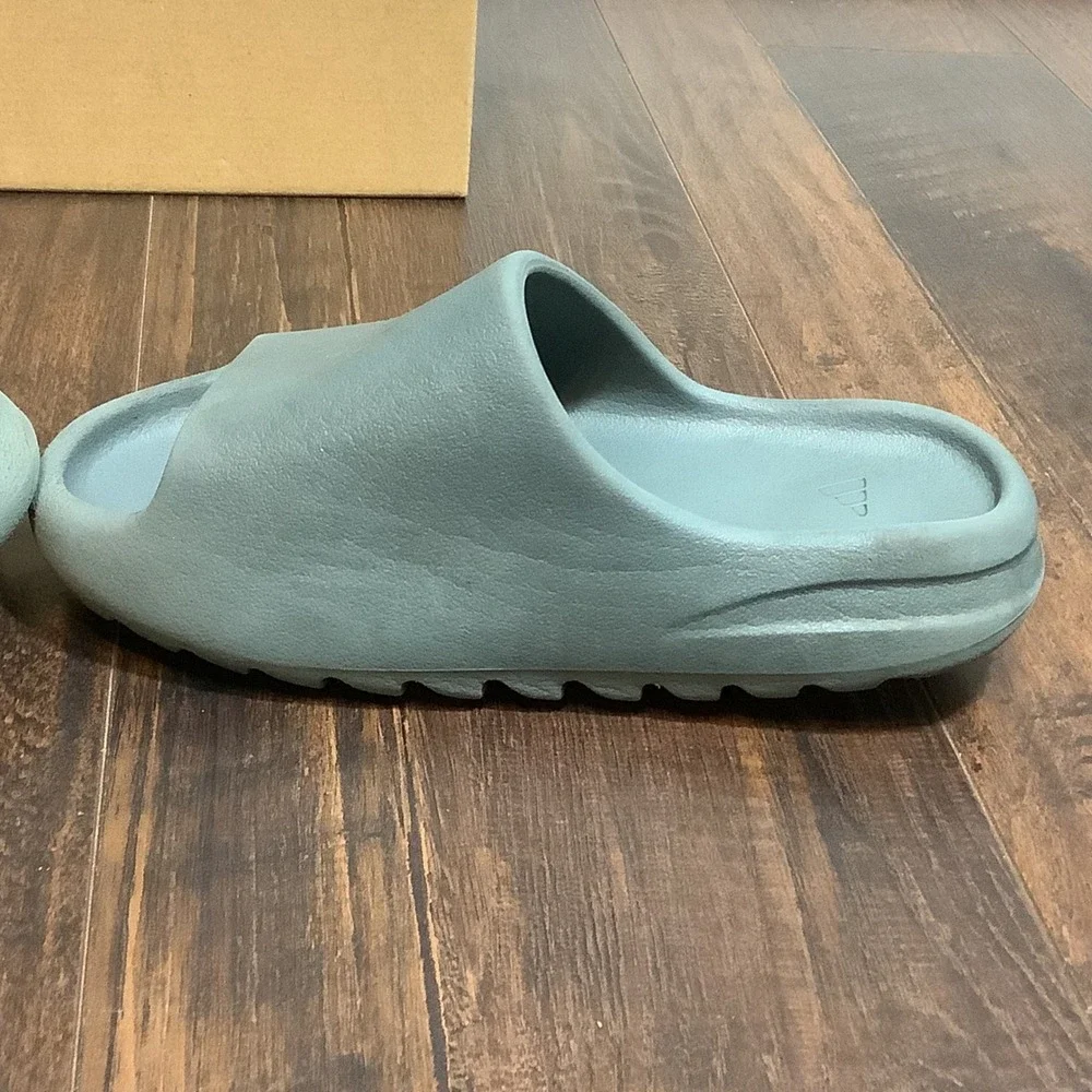 Adidas Yeezy Slide Salt ID2349 Grey Blue EVA Foam Sandals Mens 5 Womens 6